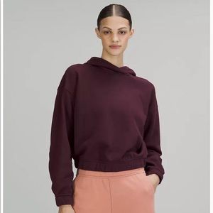 Lululemon Relax cropped hoodie